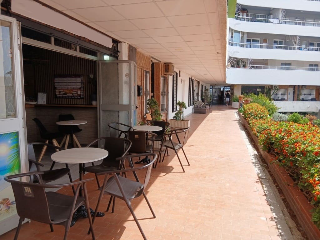 Restaurant/bar te koop in Benalmadena - € 19.950 (Ref: 9921038)