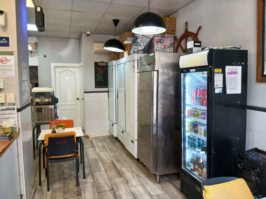 Restaurant/Bar for sale in Benalmadena - € 64,950 (Ref: 9921133)