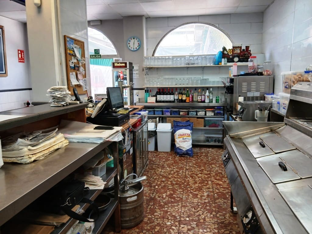 Restaurant/Bar for sale in Benalmadena - € 64,950 (Ref: 9921133)