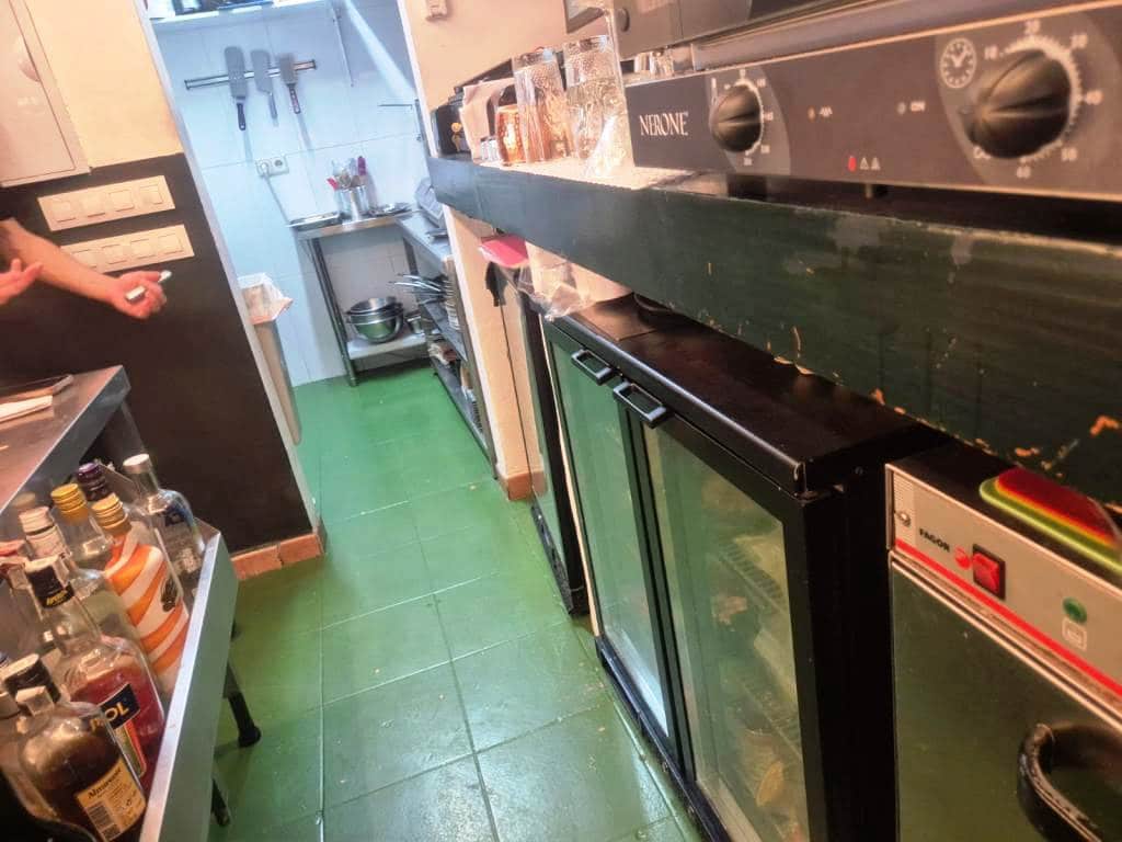 Restaurant/Bar for sale in Fuengirola - € 69,950 (Ref: 9922816)