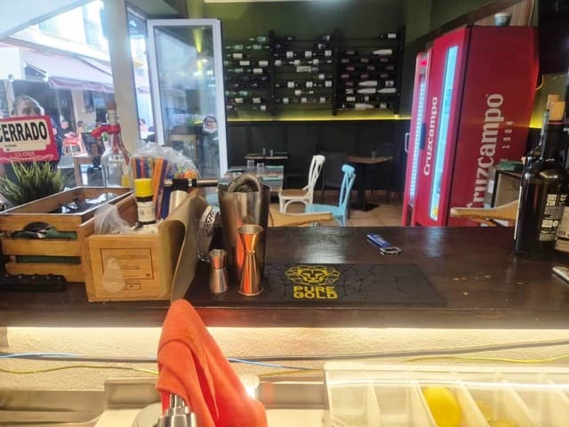 Restaurant/Bar for sale in Fuengirola - € 69,950 (Ref: 9922816)