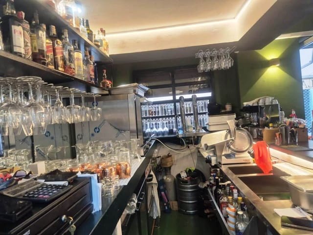 Restaurant/Bar for sale in Fuengirola - € 69,950 (Ref: 9922816)