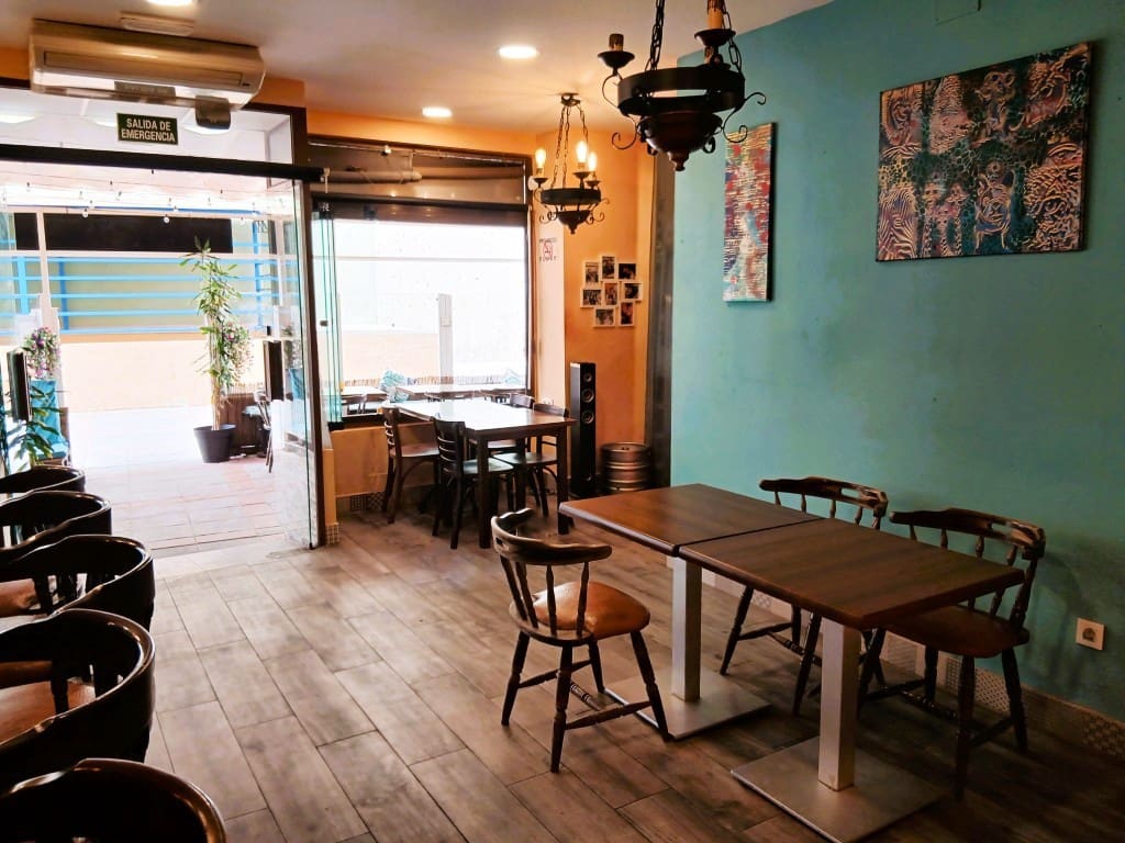 Restaurant/Bar for sale in Fuengirola - € 69,950 (Ref: 9925174)