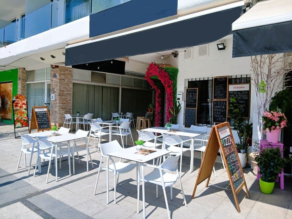 Restaurant/Bar til salg i Torremolinos - € 57.950 (Ref: 9944823)