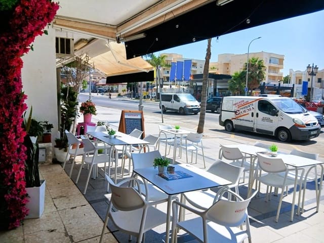 Restaurant/Bar til salg i Torremolinos - € 57.950 (Ref: 9944823)