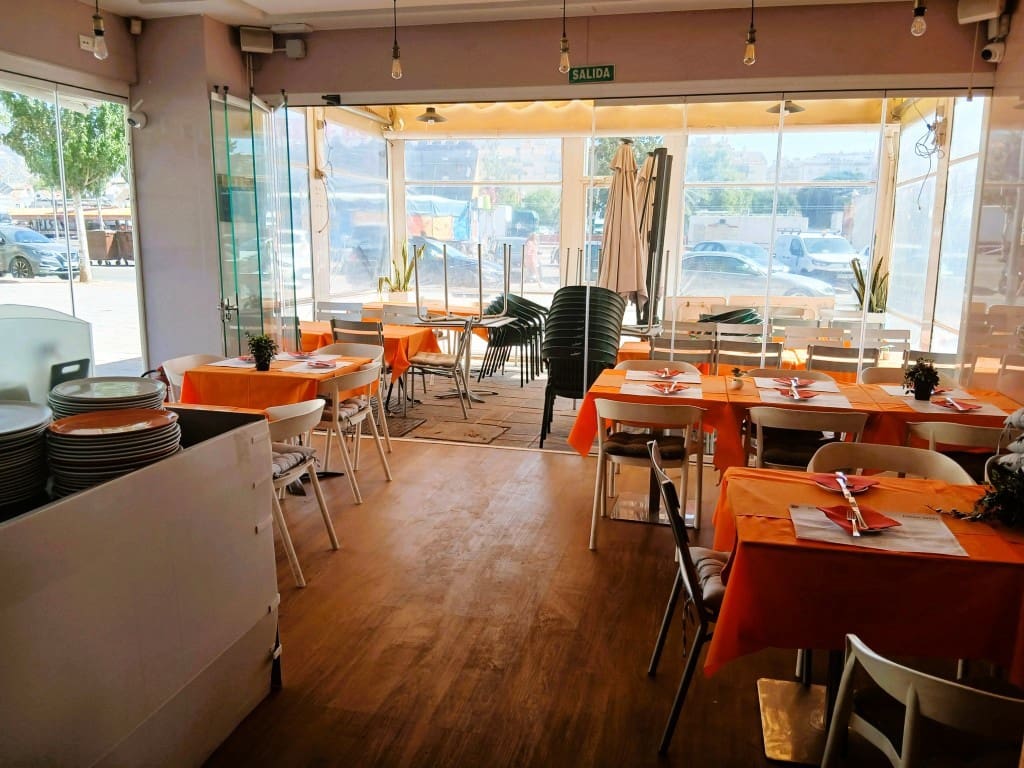 Bar/Restaurant zu verkaufen in Fuengirola - 37.950 € (Ref: 9958323)