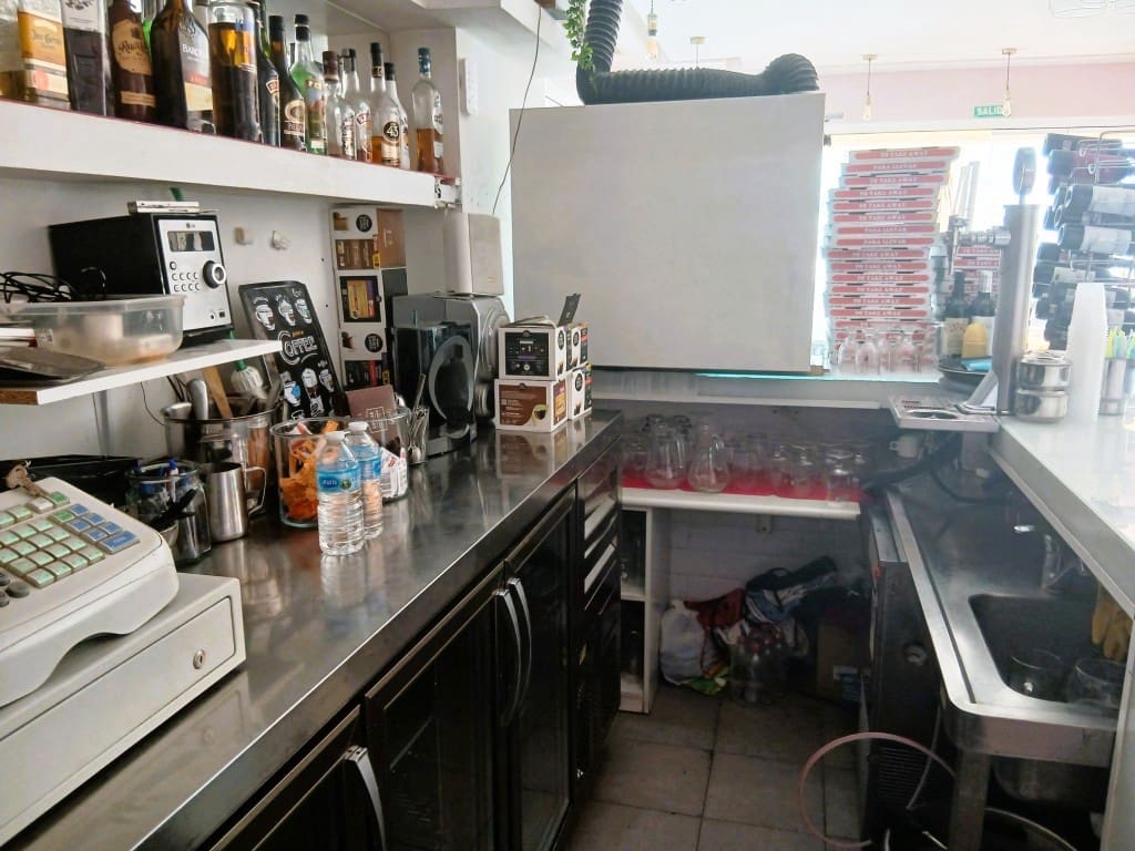 Bar/Restaurant zu verkaufen in Fuengirola - 37.950 € (Ref: 9958323)