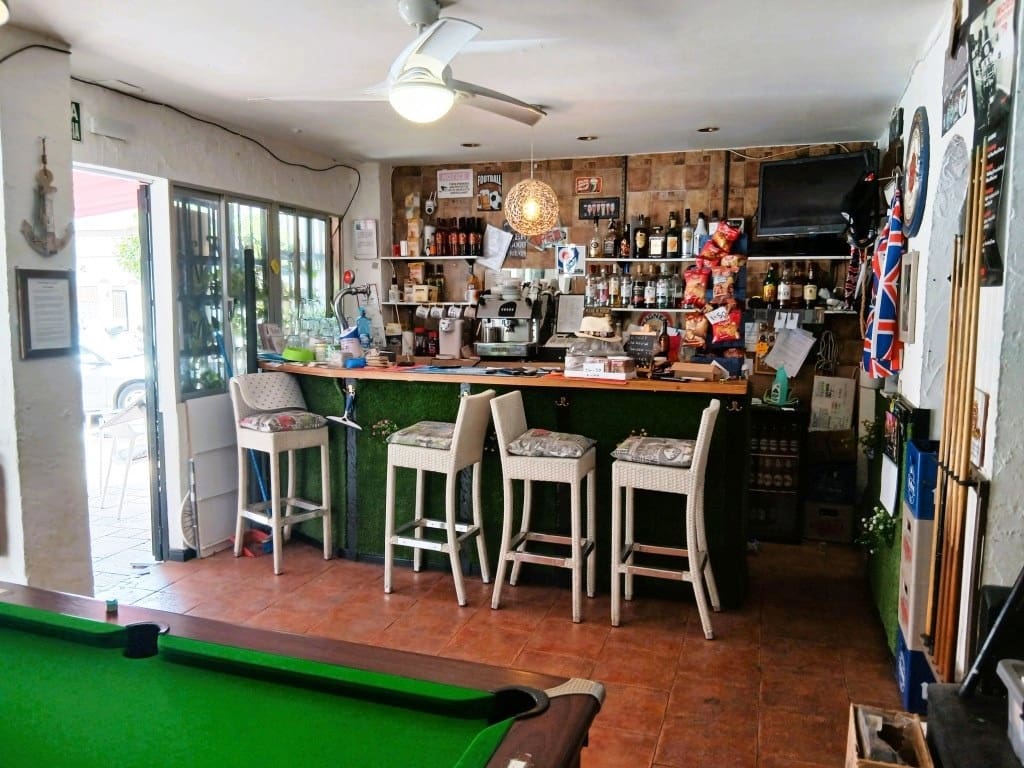 Bar/Restaurante en Fuengirola en venta - 14.950 € (Ref: 9983859)