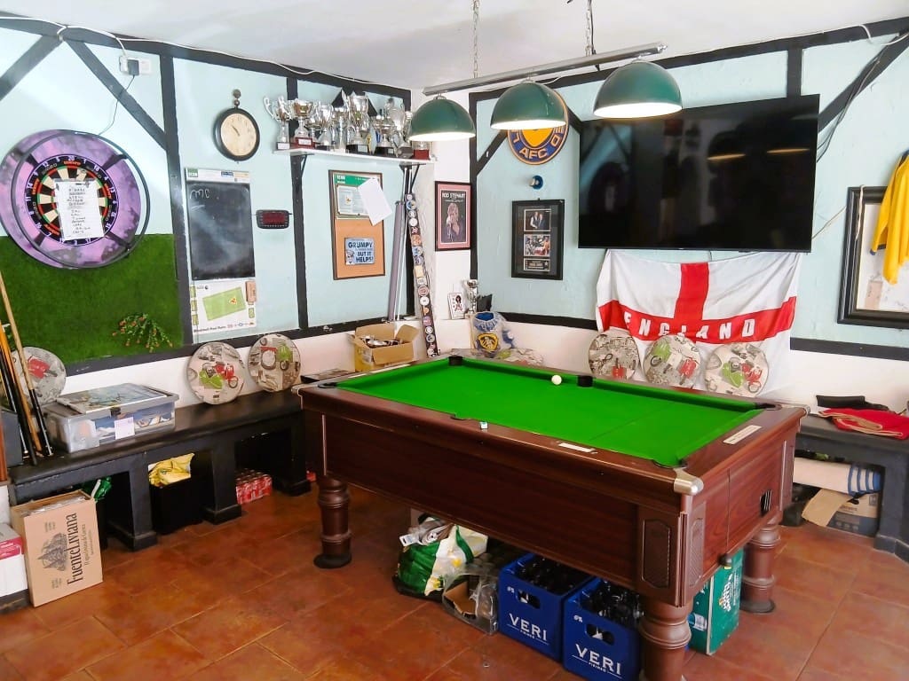 Bar/Restaurante en Fuengirola en venta - 14.950 € (Ref: 9983859)
