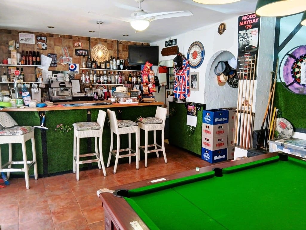 Bar/Restaurante en Fuengirola en venta - 14.950 € (Ref: 9983859)