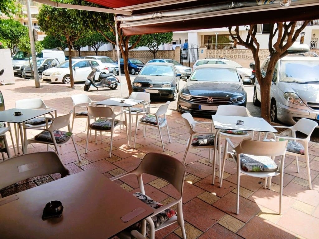 Bar/Restaurante en Fuengirola en venta - 14.950 € (Ref: 9983859)
