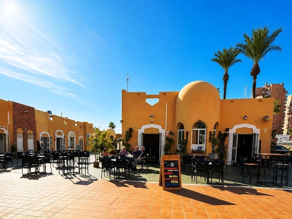 Restaurante/Bar para venda em Fuengirola - 34 950 € (Ref: 9991915)