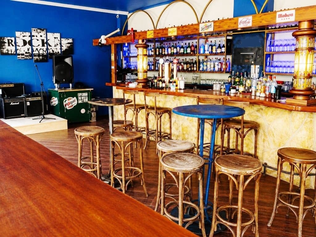 Restaurante/Bar para venda em Fuengirola - 34 950 € (Ref: 9991915)