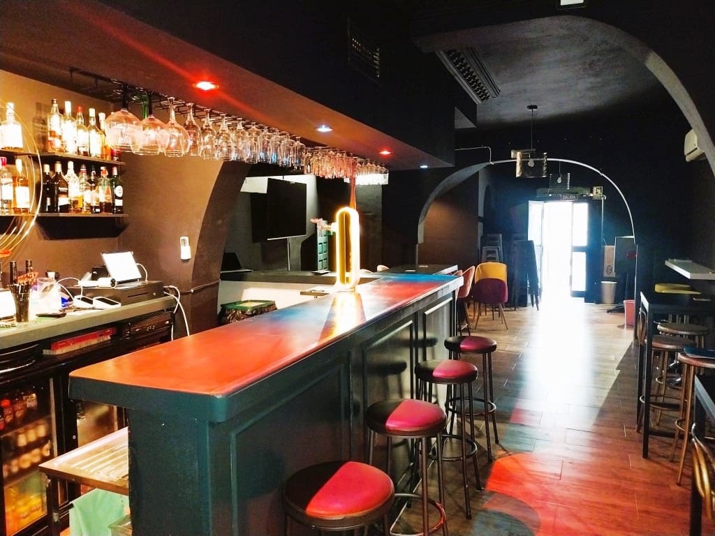 Restaurant/Bar à vendre à Torremolinos - 49 950 € (Ref: 9997694)