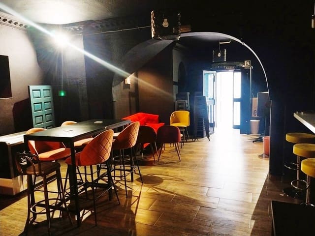 Restaurant/Bar à vendre à Torremolinos - 49 950 € (Ref: 9997694)