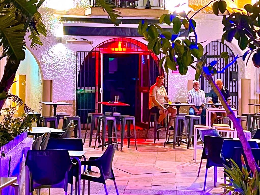 Restaurant/Bar à vendre à Torremolinos - 49 950 € (Ref: 9997694)