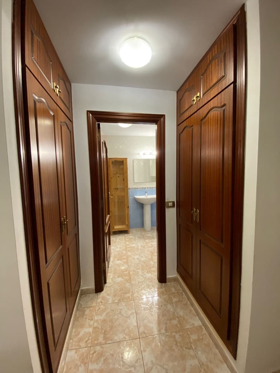 3 camera da letto Appartamento sulla Spiaggia da affittare in Los Abrigos con garage - 1.500 € (Rif: 9469811)