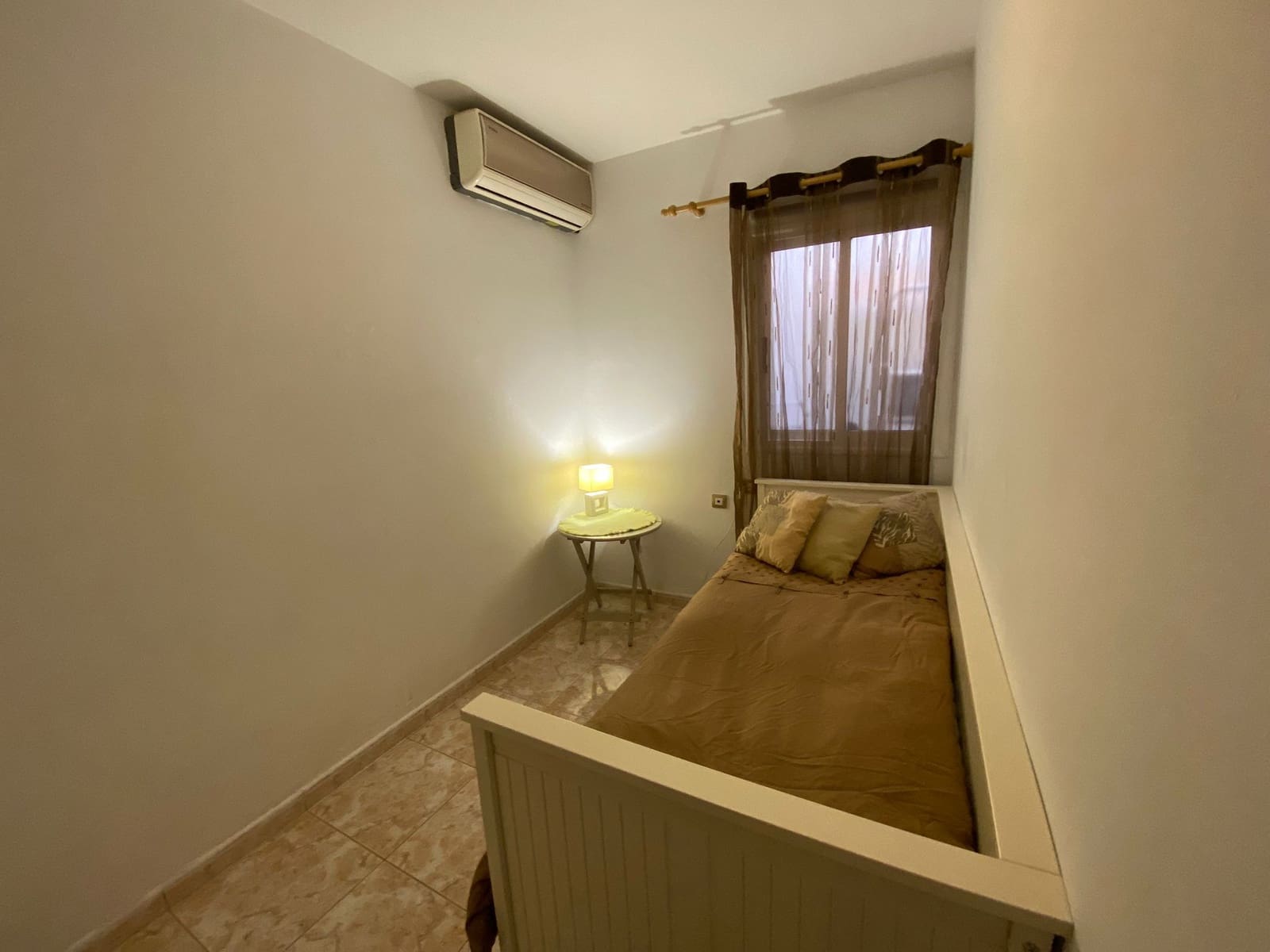 3 camera da letto Appartamento sulla Spiaggia da affittare in Los Abrigos con garage - 1.500 € (Rif: 9469811)