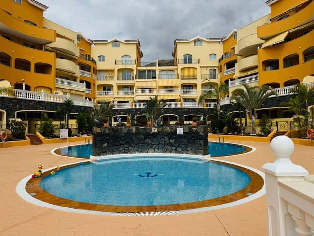 Apartamento Playa de 2 habitaciones en Los Cristianos, Arona en venta con piscina - 389.000 € (Ref: 9622033)