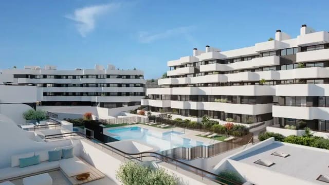 2 Zimmer Wohnung zu verkaufen in Centro, Estepona mit Pool - 480.000 € (Ref: 9079745)