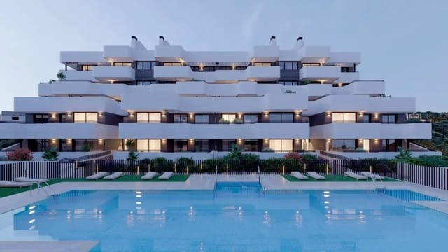 2 Zimmer Wohnung zu verkaufen in Centro, Estepona mit Pool - 480.000 € (Ref: 9079745)
