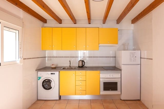 Byhus til salg i Villena - € 450.000 (Ref: 9343392)