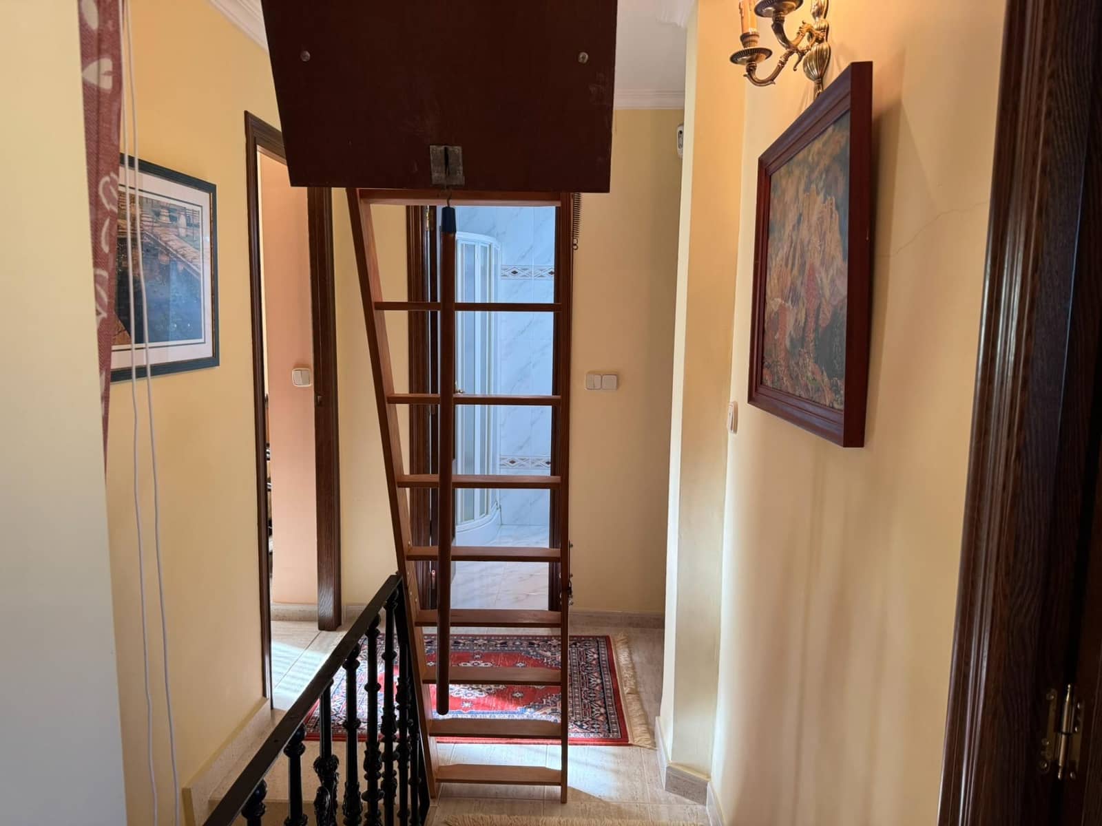 6 soveværelse Rækkehus til salg i Benidorm med swimmingpool garage - € 460.000 (Ref: 9353611)