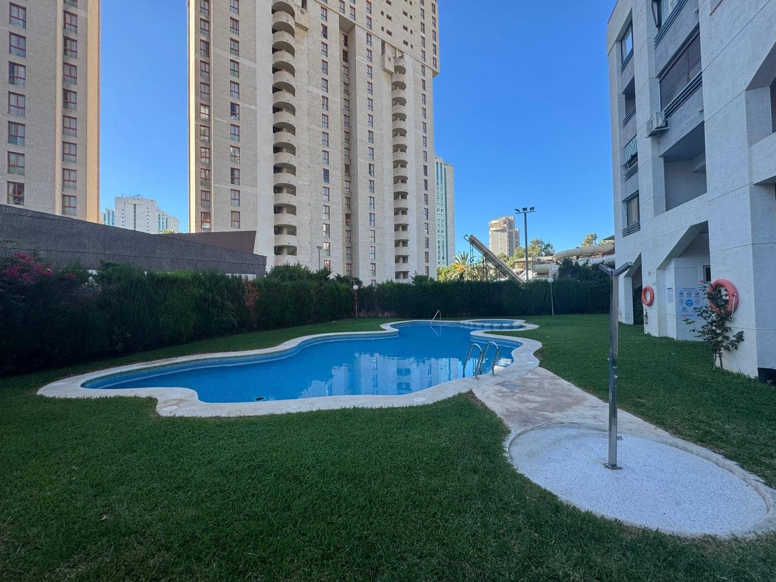 2 bedroom Flat for sale in Finestrat with pool - € 218,000 (Ref: 9355832)