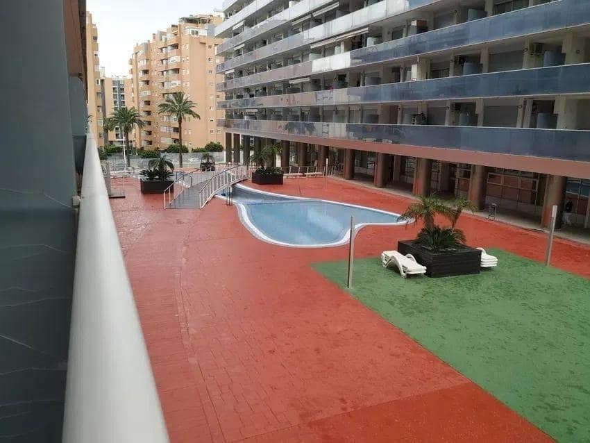 1 bedroom Apartment for sale in La Villajoyosa / Vila Joiosa with pool - € 180,000 (Ref: 9373981)