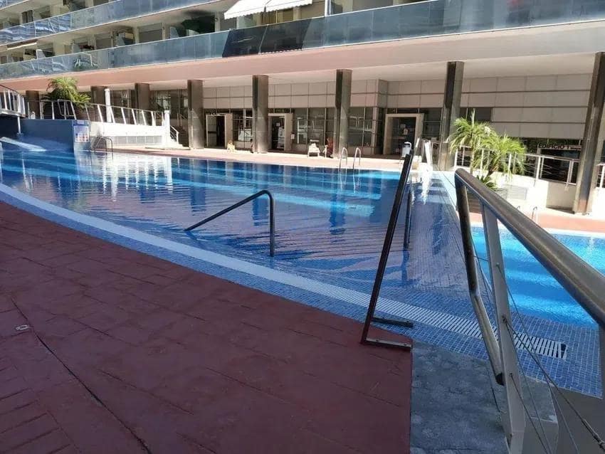 1 bedroom Apartment for sale in La Villajoyosa / Vila Joiosa with pool - € 180,000 (Ref: 9373981)