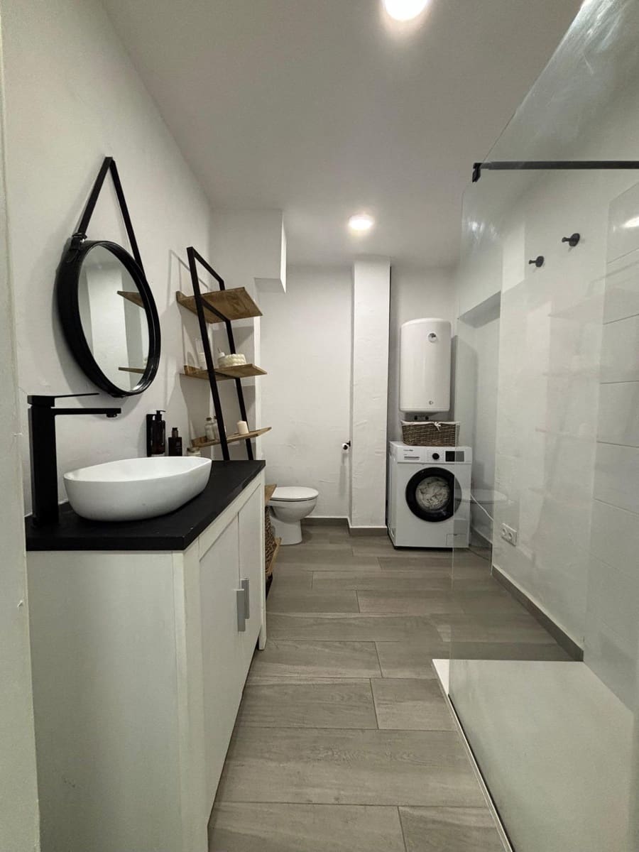 Piso de 3 habitaciones en Benidorm en venta - 240.000 € (Ref: 9373984)