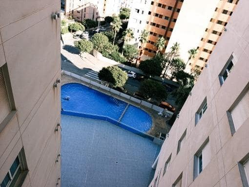 2 bedroom Flat for sale in La Villajoyosa / Vila Joiosa with pool - € 250,000 (Ref: 9375325)