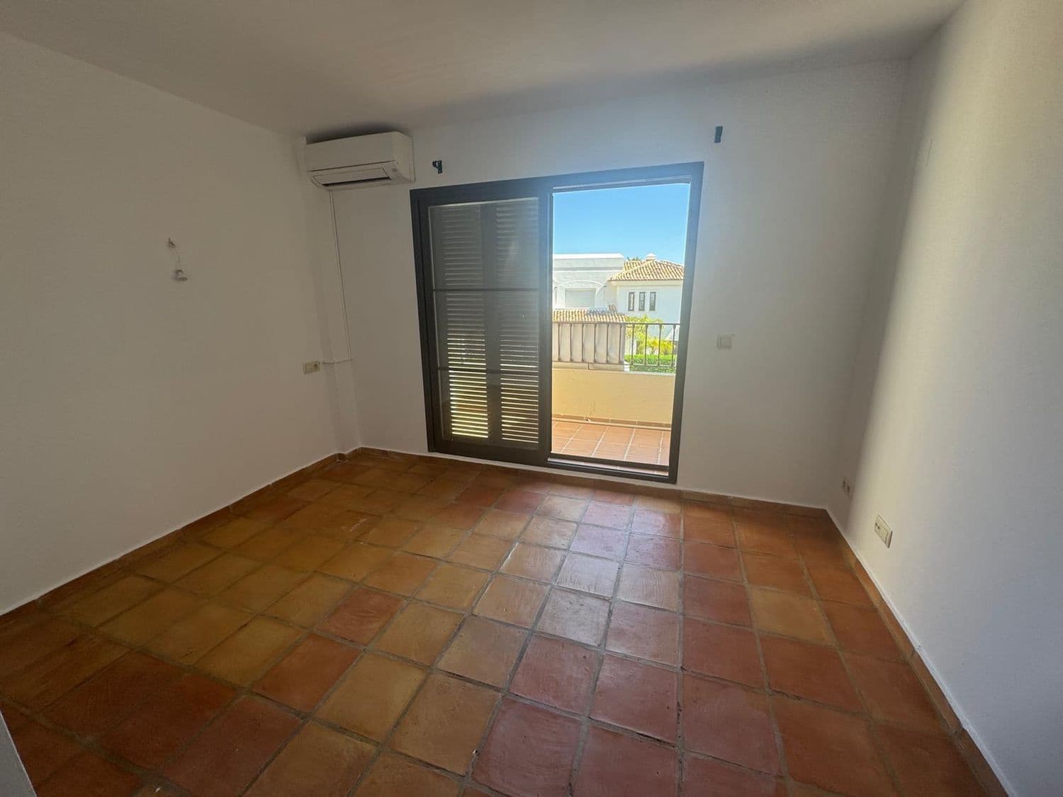 2 bedroom Villa for sale in Finestrat with pool - € 254,000 (Ref: 9406829)