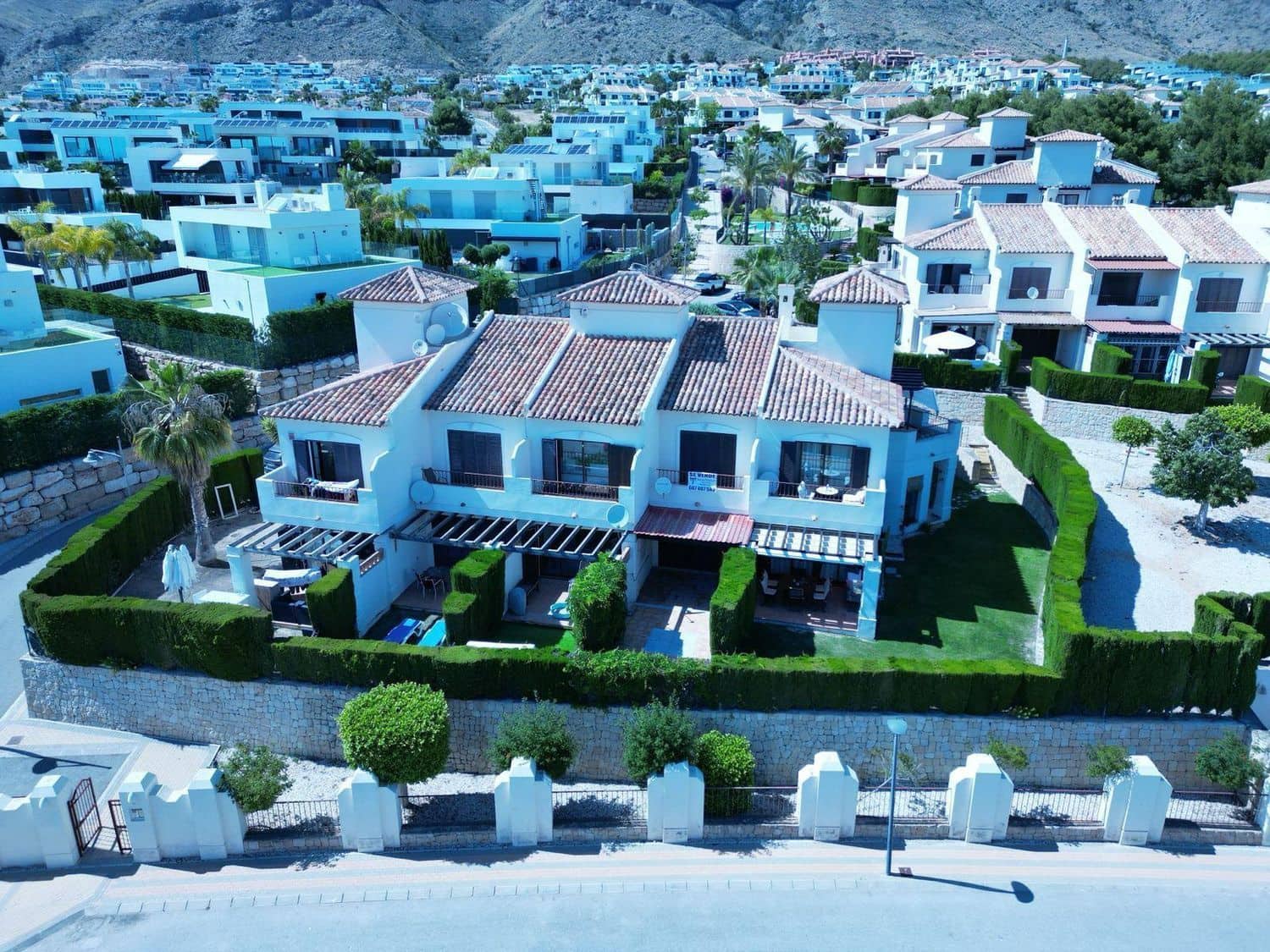 2 bedroom Villa for sale in Finestrat with pool - € 254,000 (Ref: 9406829)