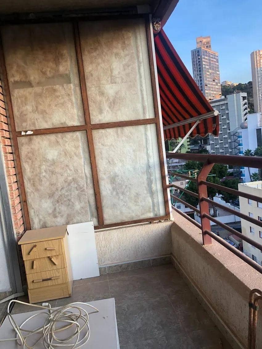 1 quarto Apartamento para venda em Benidorm com piscina - 190 000 € (Ref: 9414084)