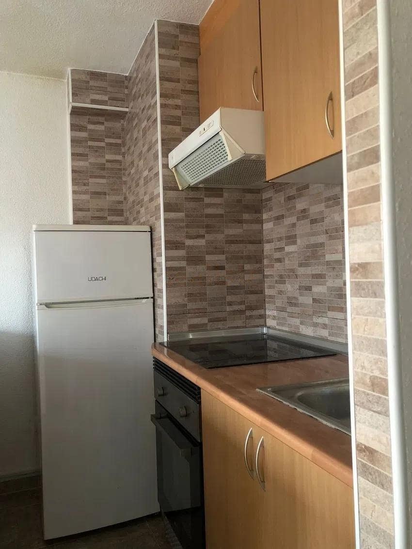 1 quarto Apartamento para venda em Benidorm com piscina - 190 000 € (Ref: 9414084)
