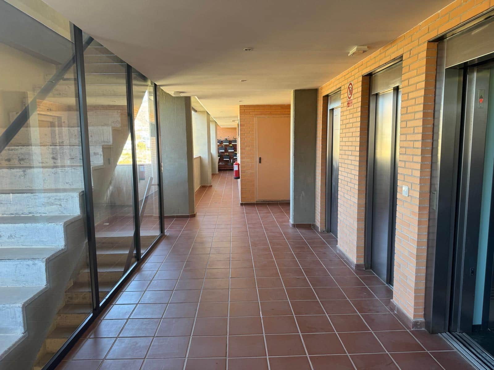 1 bedroom Apartment for sale in La Villajoyosa / Vila Joiosa with pool - € 235,000 (Ref: 9422419)