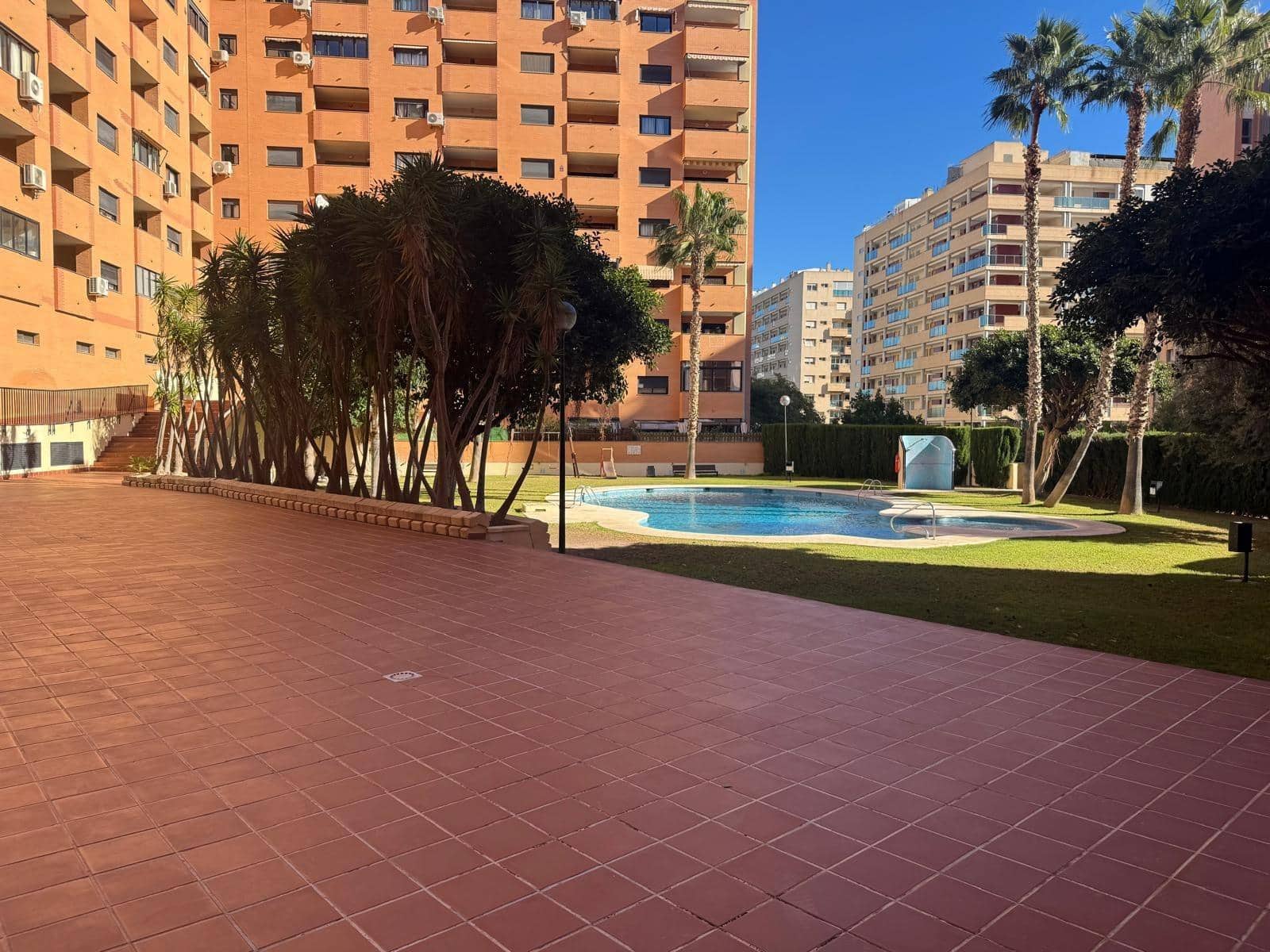 1 bedroom Apartment for sale in La Villajoyosa / Vila Joiosa with pool - € 235,000 (Ref: 9422419)
