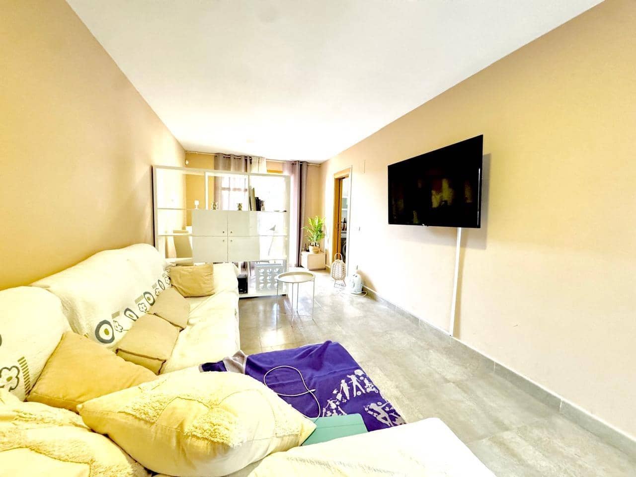 2 bedroom Flat for sale in Finestrat with pool - € 250,000 (Ref: 9440115)