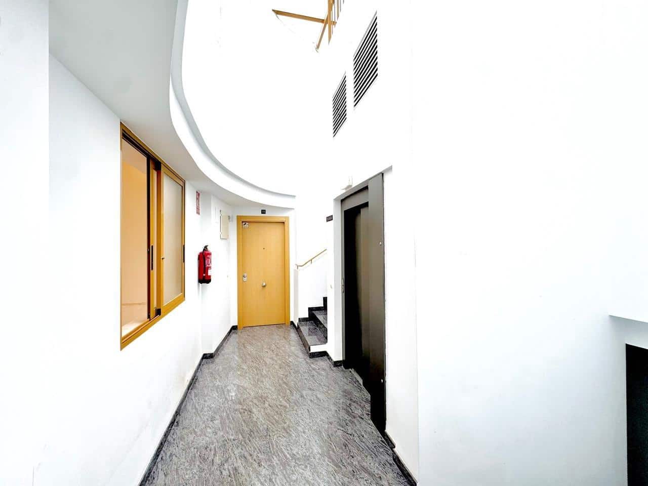 2 bedroom Flat for sale in Finestrat with pool - € 250,000 (Ref: 9440115)