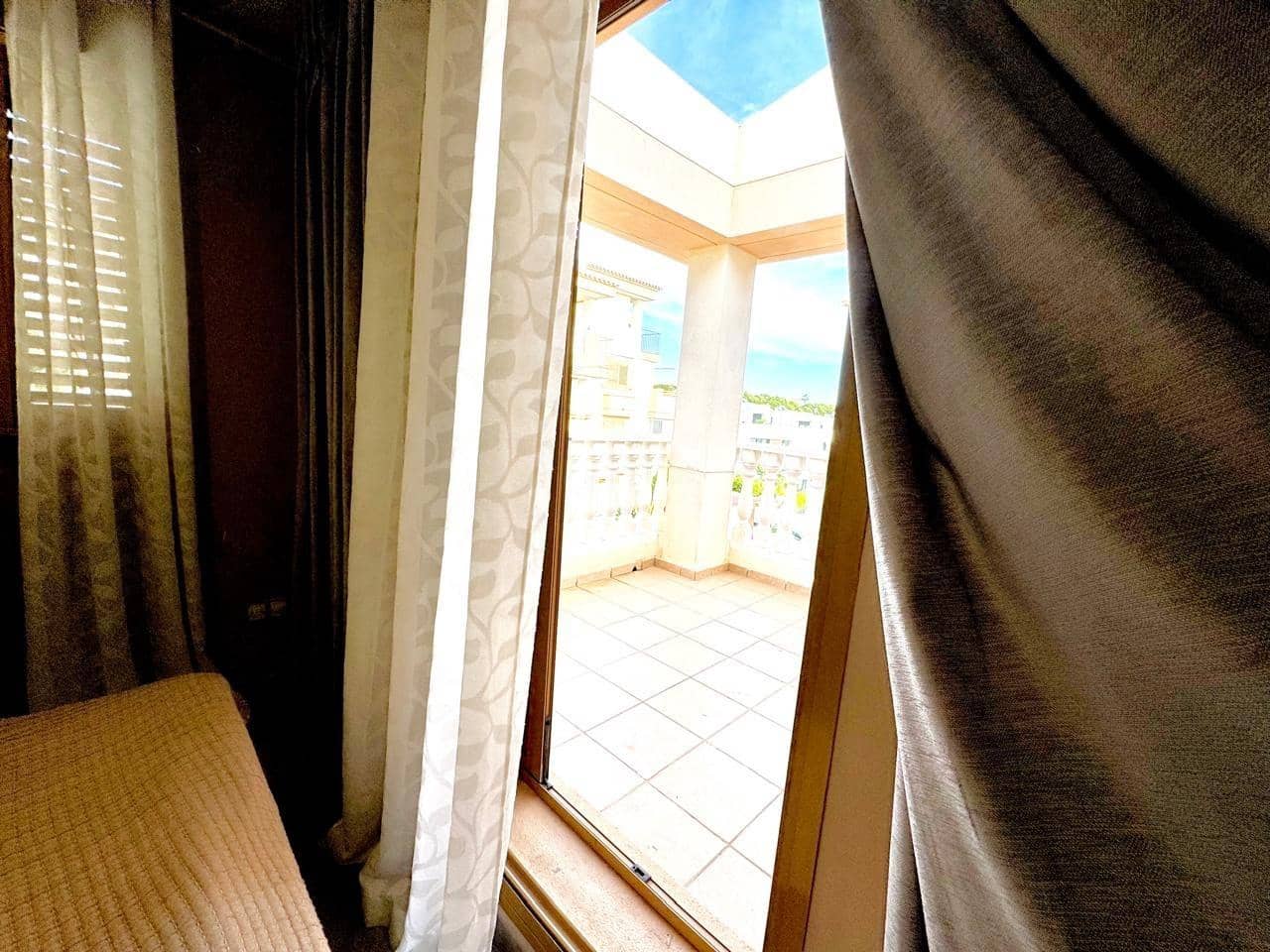 2 bedroom Flat for sale in Finestrat with pool - € 250,000 (Ref: 9440115)