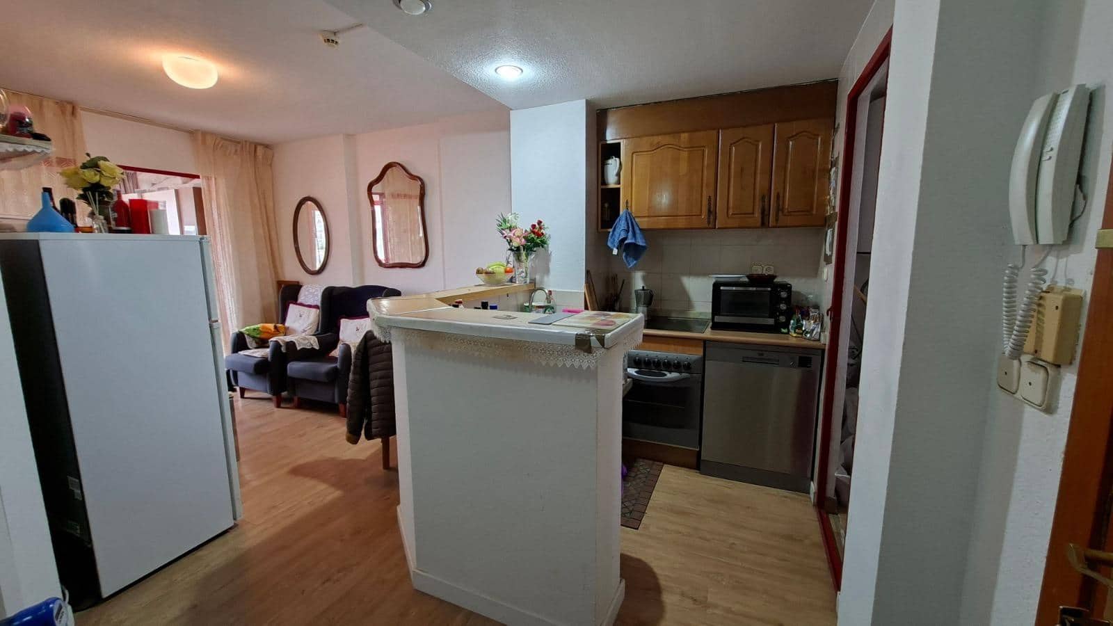 1 sovrum Lägenhet till salu i Benidorm med pool - 197 000 € (Ref: 9596111)