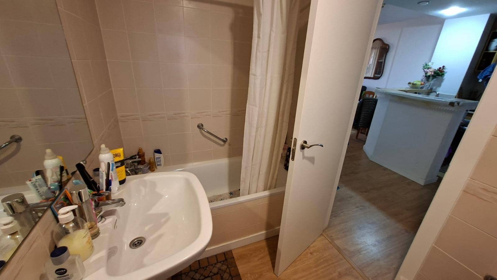 1 sovrum Lägenhet till salu i Benidorm med pool - 197 000 € (Ref: 9596111)