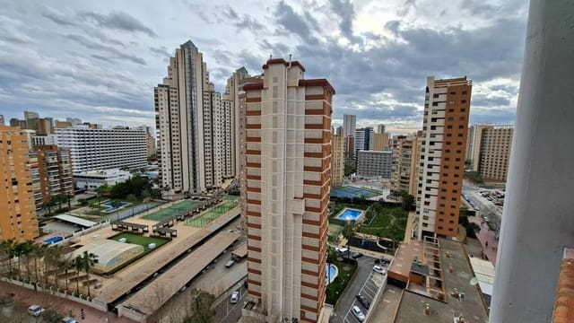 1 sovrum Lägenhet till salu i Rincón de Loix, Benidorm med pool - 197 000 € (Ref: 9596111)