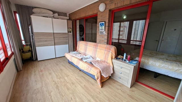 1 sovrum Lägenhet till salu i Rincón de Loix, Benidorm med pool - 197 000 € (Ref: 9596111)