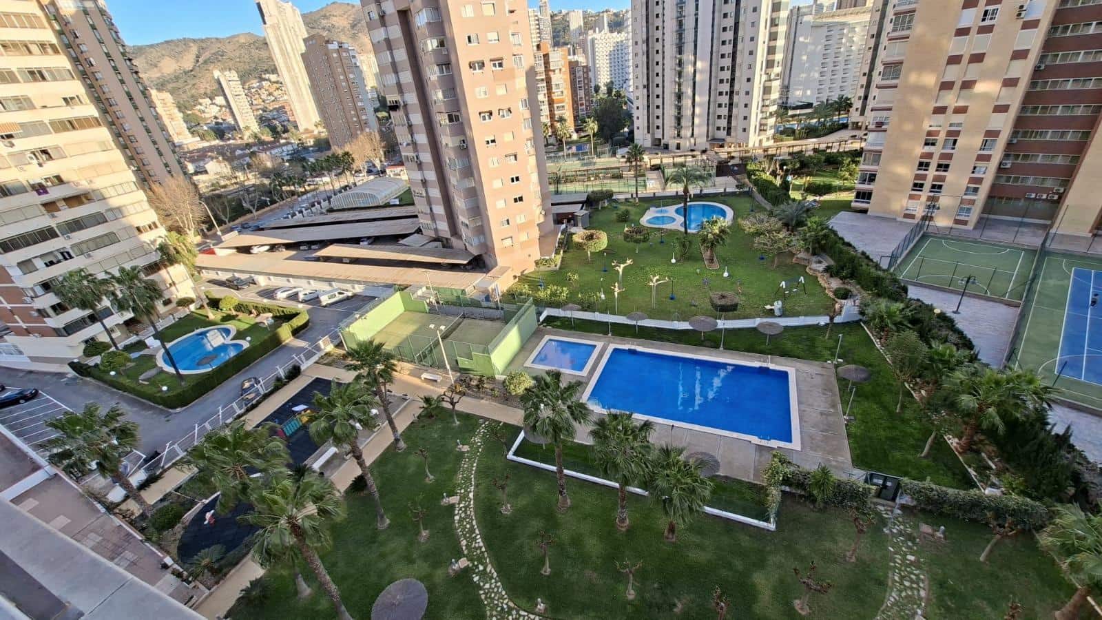 1 sovrum Lägenhet till salu i Benidorm med pool garage - 247 000 € (Ref: 9637545)