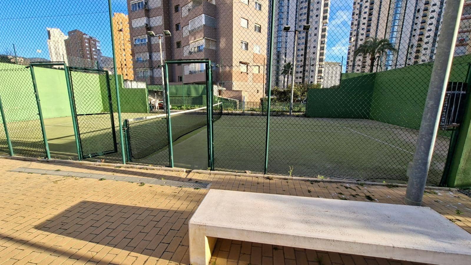 1 sovrum Lägenhet till salu i Benidorm med pool garage - 247 000 € (Ref: 9637545)
