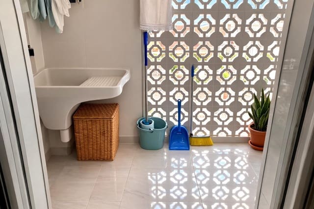 3 Zimmer Wohnung zu verkaufen in Levante, Benidorm - 385.000 € (Ref: 9674204)