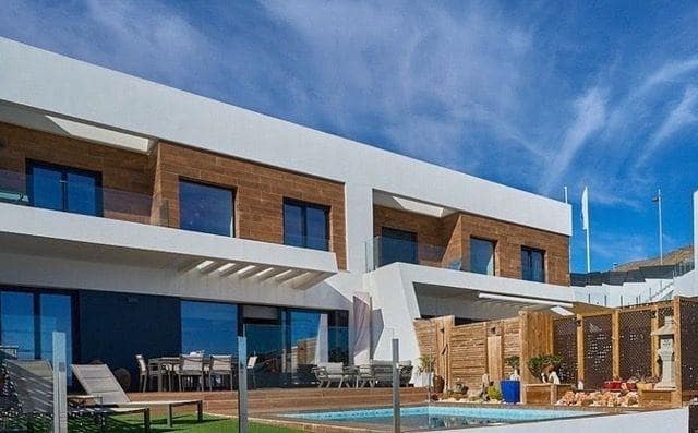 3 soveværelse Rækkehus til salg i Finestrat med swimmingpool - € 585.000 (Ref: 9690590)