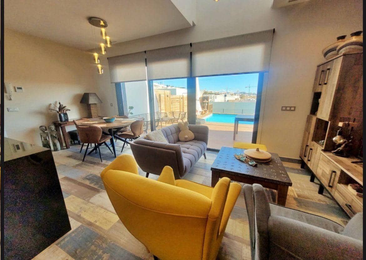 3 soveværelse Rækkehus til salg i Finestrat med swimmingpool - € 585.000 (Ref: 9690590)